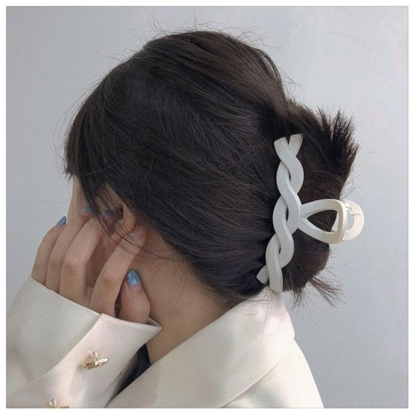 hair accessories 2021 fashion candy-colored barrettes big size makeup elegant clip hollow out for girl women gift party
hair accessories 2021 fashion candy-colored barrettes big size makeup elegant clip hollow out for girl women gift party