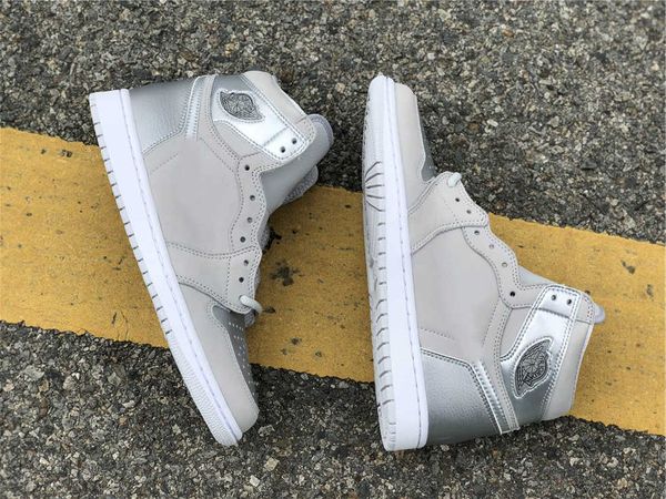 high og 1 co.jp tokyo in metallic silver fearless obsidian mens basketball shoes 1s chicago banned bred toe men sport sneaker shoe
high og 1 co.jp tokyo in metallic silver fearless obsidian mens basketball shoes 1s chicago banned bred toe men sport sneaker shoe