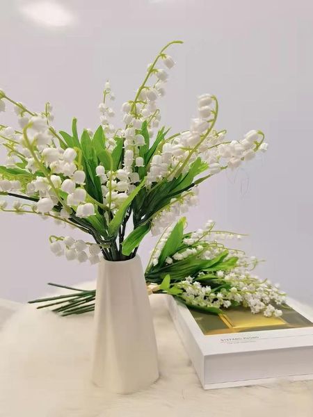 decorative flowers & wreaths artificial bollorchids that bloom year round neednnot be watered. ideal for office/marriage /meeting /house dec
decorative flowers & wreaths artificial bollorchids that bloom year round neednnot be watered. ideal for office/marriage /meeting /house dec