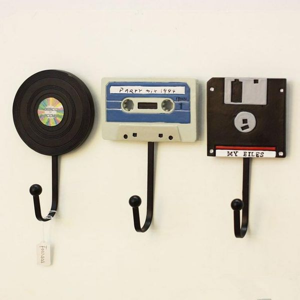 3pcs/set resin coat hook wall hanging clothes hat keychain hanger holder movie tape disk record hook home kitchen storage tool
3pcs/set resin coat hook wall hanging clothes hat keychain hanger holder movie tape disk record hook home kitchen storage tool