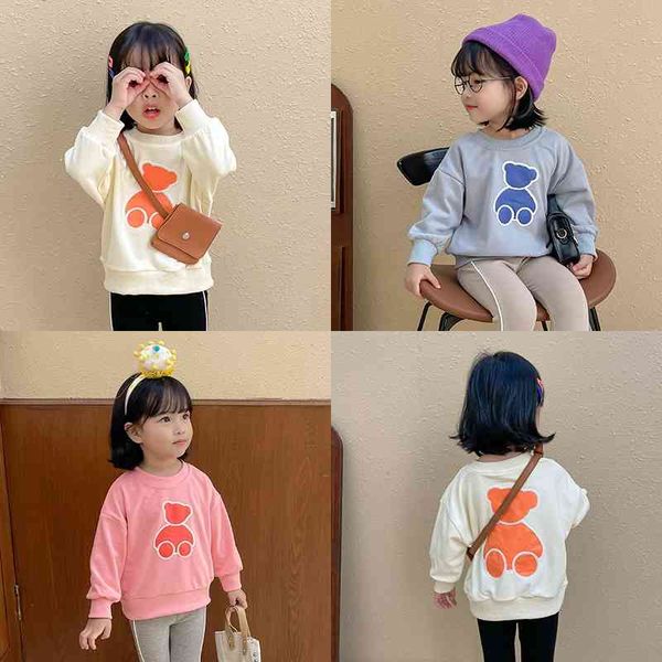 children's 2021 boys' and girls' korean bear sweater baby cute casual autumn clothes, Black;white
children's 2021 boys' and girls' korean bear sweater baby cute casual autumn clothes, Black;white