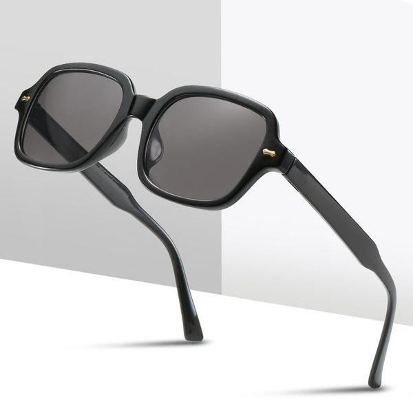 sunglasses 2021 fashion jelly color men's and women's box personality net red same, White;black
sunglasses 2021 fashion jelly color men's and women's box personality net red same, White;black