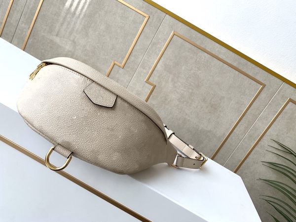 619seather embossing waist bag fashion men woman genuine belt bags leather packsmen organizer travel necessity zipper cross body purse deliv
619seather embossing waist bag fashion men woman genuine belt bags leather packsmen organizer travel necessity zipper cross body purse deliv