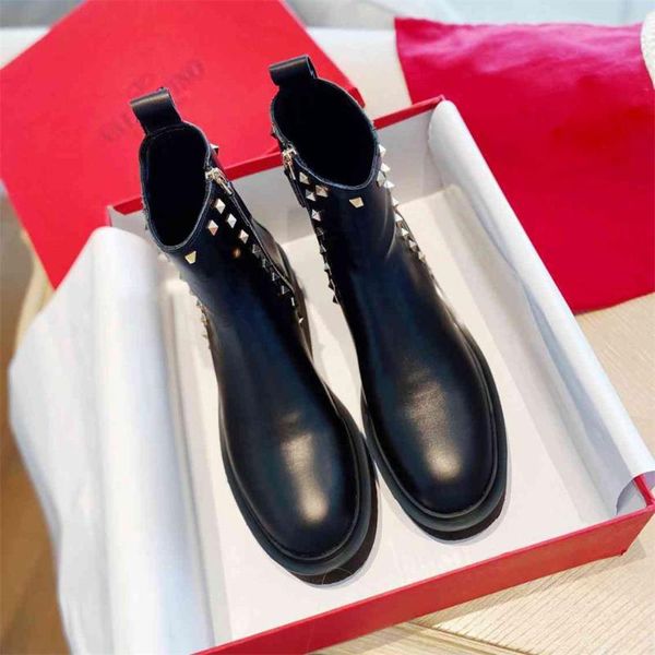 boots 2021 women ankle motorcycle platform black with rivet genuine leather ladies shoes zipper luxury
boots 2021 women ankle motorcycle platform black with rivet genuine leather ladies shoes zipper luxury