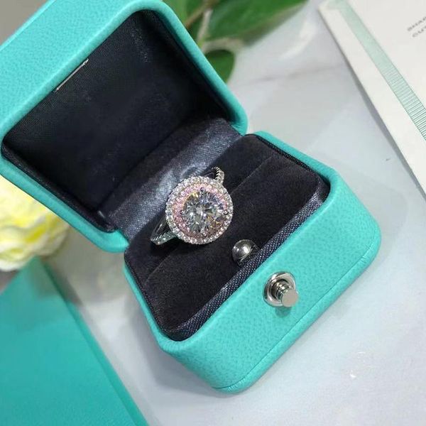 wedding rings tif original 1:1 logo sparkle with round gemstone ring luxury jewelry classic trend brand gift couple woman, Slivery;golden
wedding rings tif original 1:1 logo sparkle with round gemstone ring luxury jewelry classic trend brand gift couple woman, Slivery;golden