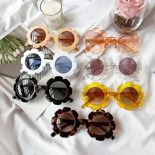 vintage kids sunglasses child sun glasses round flower gafas baby children uv400 sport sunglasses girls boys fashion glasses, White;black
vintage kids sunglasses child sun glasses round flower gafas baby children uv400 sport sunglasses girls boys fashion glasses, White;black