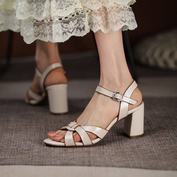 2021 new sandals female italian famous designer womens shoes high heel fashion sandals gladiator sandals women genuine leather, Black
2021 new sandals female italian famous designer womens shoes high heel fashion sandals gladiator sandals women genuine leather, Black