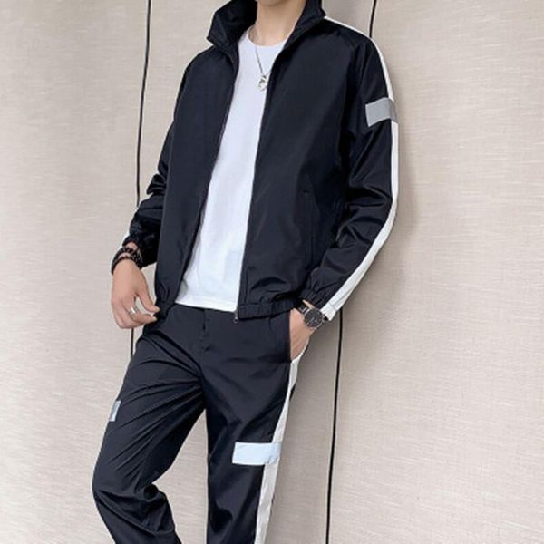 2021 autumn men's new male couple sports loose jacket reflective strip leisure sport suit set gym sweatshirt men training suit, Black;blue
2021 autumn men's new male couple sports loose jacket reflective strip leisure sport suit set gym sweatshirt men training suit, Black;blue
