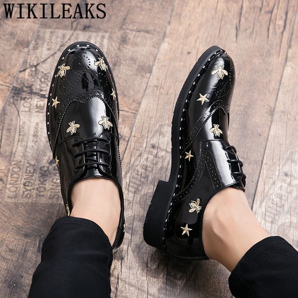 brogue shoes men oxford black gents shoes italian luxury men party shoes evening dress coiffeur zapatos de hombre formal mariage
brogue shoes men oxford black gents shoes italian luxury men party shoes evening dress coiffeur zapatos de hombre formal mariage