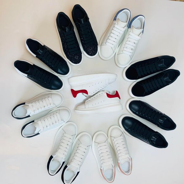 2021 men shoes fashion women shoes men's leather lace up platform oversized sole sneaker white black casual shoes with box quality
2021 men shoes fashion women shoes men's leather lace up platform oversized sole sneaker white black casual shoes with box quality