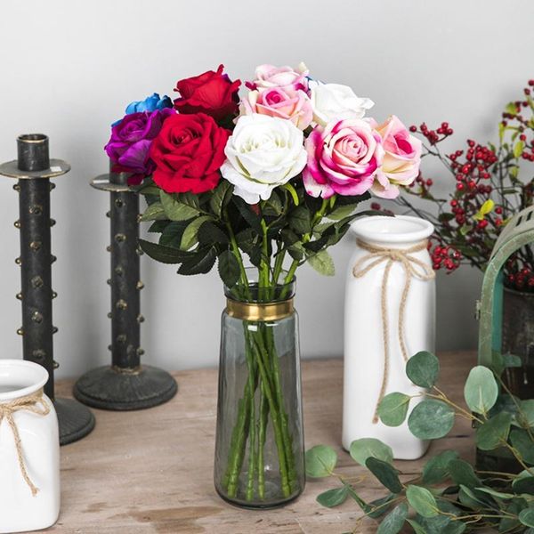 2021 new mother's day simulation roses simulation of a single lover rose for home decoration fake flower ornaments
2021 new mother's day simulation roses simulation of a single lover rose for home decoration fake flower ornaments