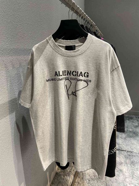 high version ins net red designer signature printed hand worn craft round neck short sleeve t-shirt tee, White;black
high version ins net red designer signature printed hand worn craft round neck short sleeve t-shirt tee, White;black