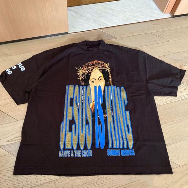2021 new homens de e porte mulher domingo servio brilhante s camiseta kanye west 1:1 jn0w, White
2021 new homens de e porte mulher domingo servio brilhante s camiseta kanye west 1:1 jn0w, White