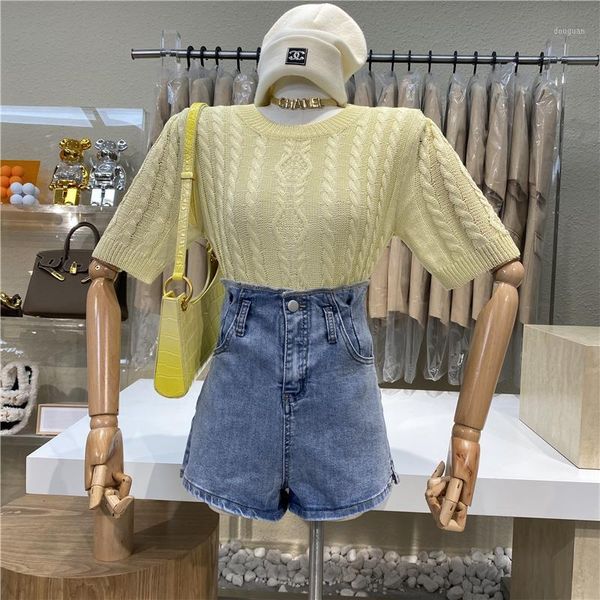 niche design 2021 retro round neck pattern short sleeve sweater slim women's t-shirt, White
niche design 2021 retro round neck pattern short sleeve sweater slim women's t-shirt, White