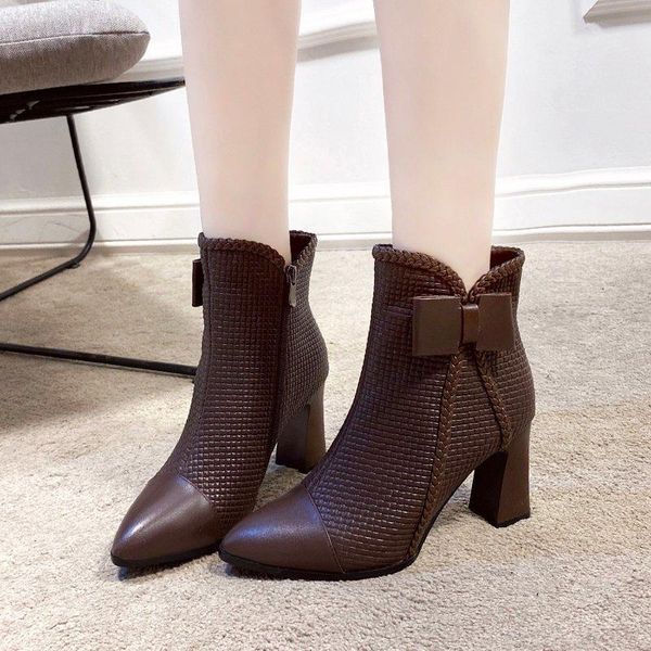 boots women autumn and winter high heels ankle shoes heesl leather booties feminina woman wedding party, Black
boots women autumn and winter high heels ankle shoes heesl leather booties feminina woman wedding party, Black