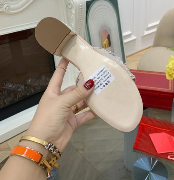 2022 paris european women sandals with 3.8cm high fashion temperament leisure sandal sizes 34-40 with full packing high-end quality, Black
2022 paris european women sandals with 3.8cm high fashion temperament leisure sandal sizes 34-40 with full packing high-end quality, Black