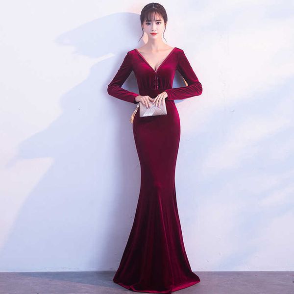 luxury evening dress 1212# veet banquet evening long slim fitting party autumn and winter host female fishtail, Black;gray
luxury evening dress 1212# veet banquet evening long slim fitting party autumn and winter host female fishtail, Black;gray