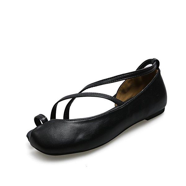 2021 summer new sandals for women flip-flops split-toe personality color matching flat fashion casual shoes, Black
2021 summer new sandals for women flip-flops split-toe personality color matching flat fashion casual shoes, Black