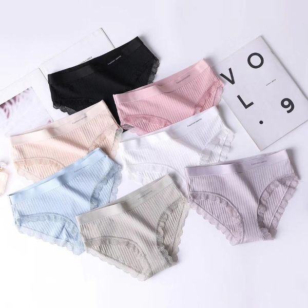 women's panties 2021 japanese threaded cotton mid-waist underwear seamless lace edge breathable briefs lingerie, Black;pink
women's panties 2021 japanese threaded cotton mid-waist underwear seamless lace edge breathable briefs lingerie, Black;pink