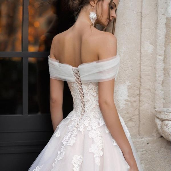 new light 2021 pink princess es off the shoulder appliqued lace bride a-line tulle boho wedding gown robe de mariage yq21, White
new light 2021 pink princess es off the shoulder appliqued lace bride a-line tulle boho wedding gown robe de mariage yq21, White