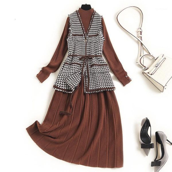 runway fashion woman plaid tweed woolen vest and solid knitting sweater dress autumn winter robe femme vestidos casual dresses, Black;gray
runway fashion woman plaid tweed woolen vest and solid knitting sweater dress autumn winter robe femme vestidos casual dresses, Black;gray