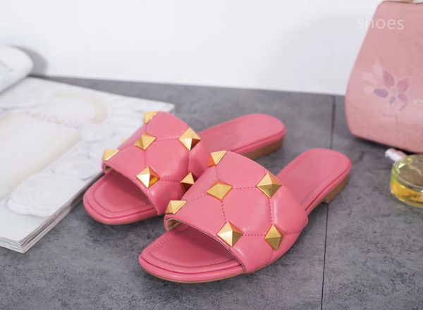 the new summer of 2021 luxury designer slippers, flat ladies' sandals, sandal house shoes, with letters, with boxes, 5bvc3, Black
the new summer of 2021 luxury designer slippers, flat ladies' sandals, sandal house shoes, with letters, with boxes, 5bvc3, Black