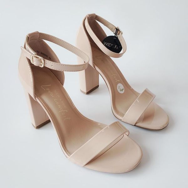 sandals clear heels large size fashion womens shoes 2021 buckle female sandal all-match big luxury summer comfort girls leather high, Black
sandals clear heels large size fashion womens shoes 2021 buckle female sandal all-match big luxury summer comfort girls leather high, Black