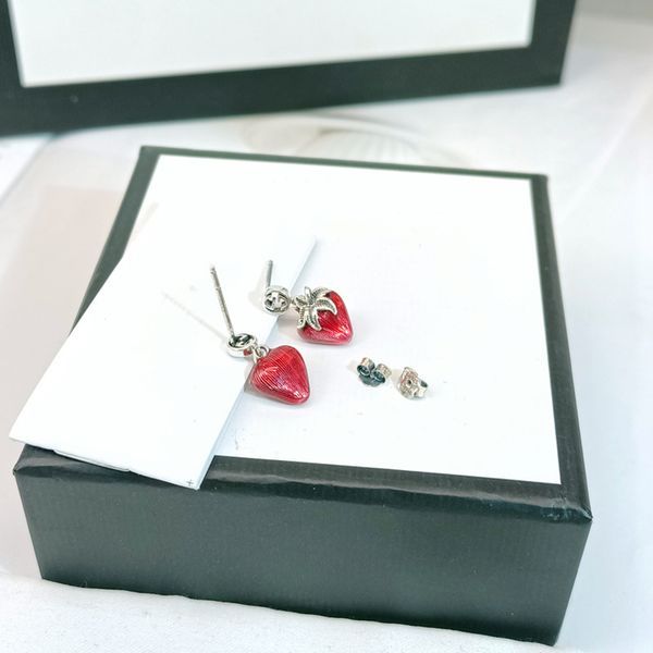2021 new jewelry s925 silver enamel drop glue red used chain body strawberry earrings set bracelet necklace, Black
2021 new jewelry s925 silver enamel drop glue red used chain body strawberry earrings set bracelet necklace, Black