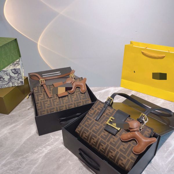 matching box: fedni family's ancient flower receptacle special underarm single shoulder bag, messenger bag, handbag in two colors cross
matching box: fedni family's ancient flower receptacle special underarm single shoulder bag, messenger bag, handbag in two colors cross