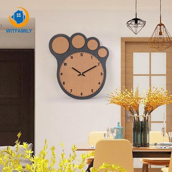 solid wood creative wall clock living room cartoon mute clock green wooden fashion wall home decoration
solid wood creative wall clock living room cartoon mute clock green wooden fashion wall home decoration