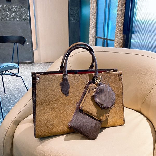 luxury designer women's high-quality leather messenger bag wild texture handbag large capacity one-shoulder tote bag
luxury designer women's high-quality leather messenger bag wild texture handbag large capacity one-shoulder tote bag