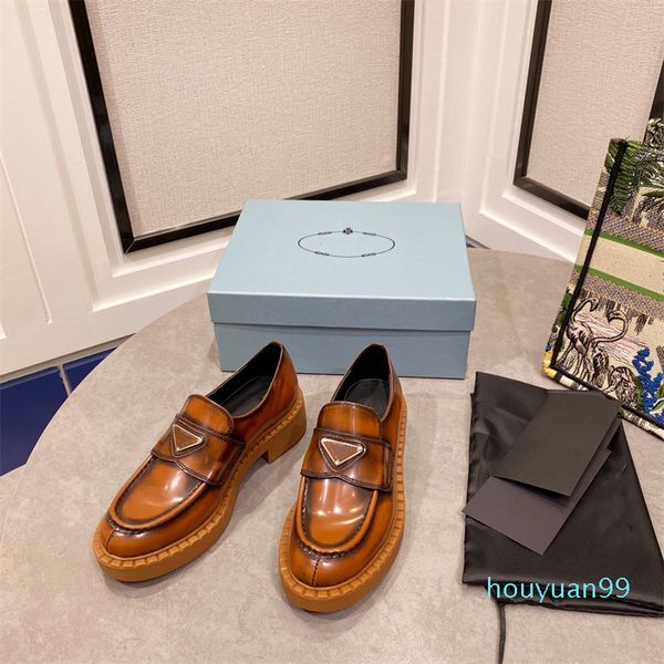 autumn/winter loafers shoes thick-soled fomal shoess luxury women dress shoe black and white size 35-41 original package 00
autumn/winter loafers shoes thick-soled fomal shoess luxury women dress shoe black and white size 35-41 original package 00