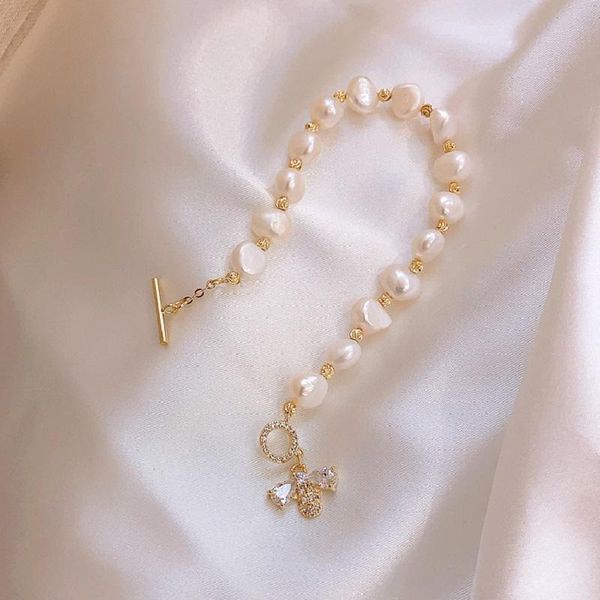 beaded, strands south korea style natural pearl zircon bee bracelet light luxury fashion personality customization chain, Black
beaded, strands south korea style natural pearl zircon bee bracelet light luxury fashion personality customization chain, Black
