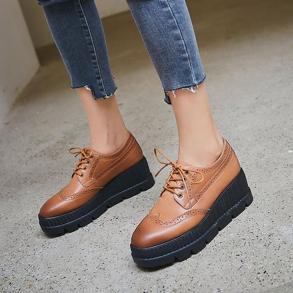 womens genuine leather lace-up platform flats oxfords leisure thick sole espadrilles carving britishs style shoes, Black
womens genuine leather lace-up platform flats oxfords leisure thick sole espadrilles carving britishs style shoes, Black