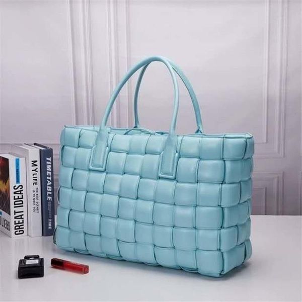 luxurys designers bags genuine leather high capacity women woven pillow handbag lady shoulder bags shopping bucket bag combo bag
luxurys designers bags genuine leather high capacity women woven pillow handbag lady shoulder bags shopping bucket bag combo bag