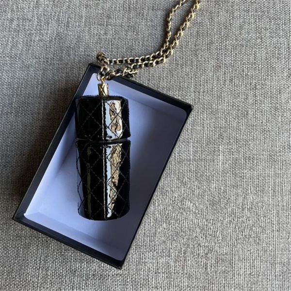 fashion female bag high-end personality leather solid color lipstick bag cosmetic round chain messenger
fashion female bag high-end personality leather solid color lipstick bag cosmetic round chain messenger