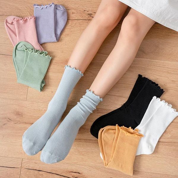 autumn female fungus lace summer thin tube college style pile sock, Black;white
autumn female fungus lace summer thin tube college style pile sock, Black;white