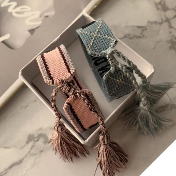 brand fabric women cotton jewelry letter signature handmade embroidery bangle tassel lace-up bracelet with box, Black
brand fabric women cotton jewelry letter signature handmade embroidery bangle tassel lace-up bracelet with box, Black
