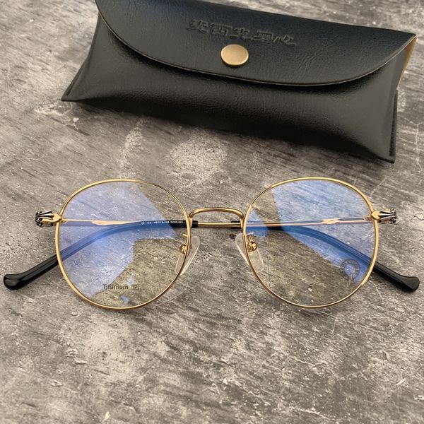 designer sunglasses crosin new pure titanium round super light 521 myopia glasses frame small face height, White;black
designer sunglasses crosin new pure titanium round super light 521 myopia glasses frame small face height, White;black