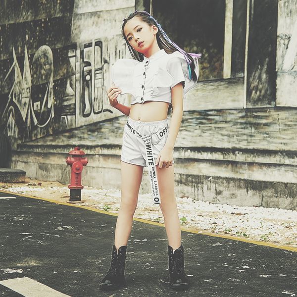 2021 pheasant you spirit children go excellent clothing girl tongmo latest fashion girl t platform chaofu personality, Black;red
2021 pheasant you spirit children go excellent clothing girl tongmo latest fashion girl t platform chaofu personality, Black;red