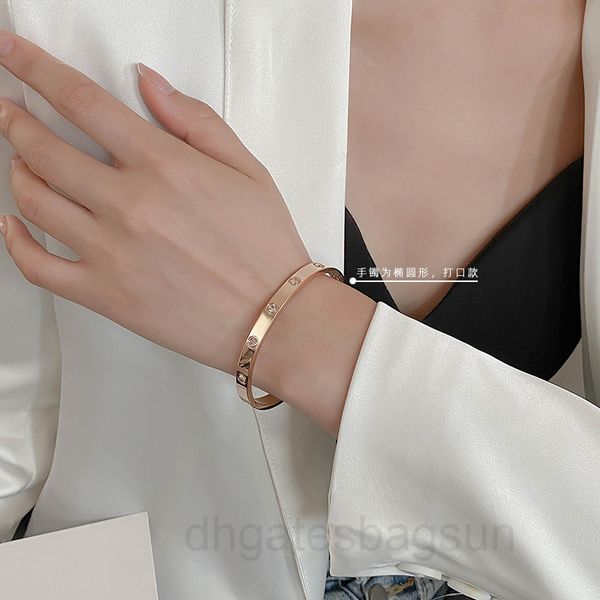 light luxury high sense bracelet titanium steel gold opening very simple wind fadeless card home net red same yktg, Black
light luxury high sense bracelet titanium steel gold opening very simple wind fadeless card home net red same yktg, Black