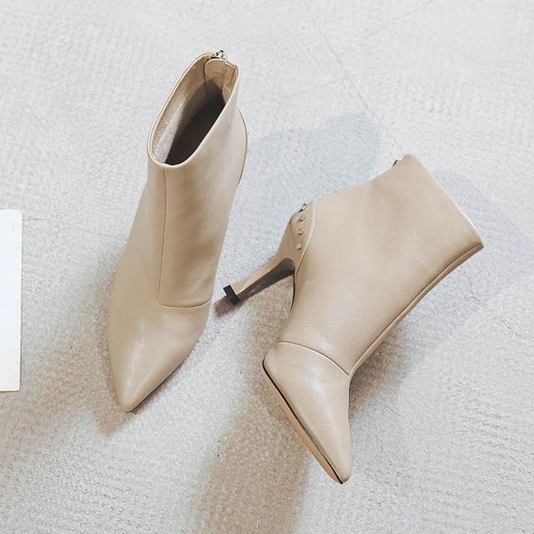 spring of beautiful women's pointed and autumn winter thin heel short boots 2021 new single boot versatile zipper, Black
spring of beautiful women's pointed and autumn winter thin heel short boots 2021 new single boot versatile zipper, Black