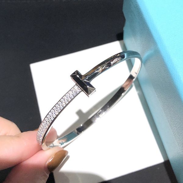 bangles bracelet t family t1 half diamond 925 sterling silver plated 18k rose gold wide t-shaped for luxurious lovers, Black
bangles bracelet t family t1 half diamond 925 sterling silver plated 18k rose gold wide t-shaped for luxurious lovers, Black