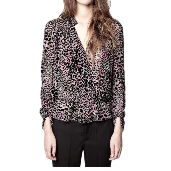 2021 new style silk flocking veet wrapped chest shirt casual fashion all-match h30v, White
2021 new style silk flocking veet wrapped chest shirt casual fashion all-match h30v, White