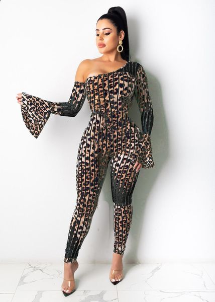 2021 internet leopard dress one shoulder petal sleeve summer tight hv34, Black;white
2021 internet leopard dress one shoulder petal sleeve summer tight hv34, Black;white