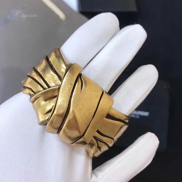 bangle vintage gold color bowknot design jewelry knot bracelet big cuff brand fashion, Black
bangle vintage gold color bowknot design jewelry knot bracelet big cuff brand fashion, Black
