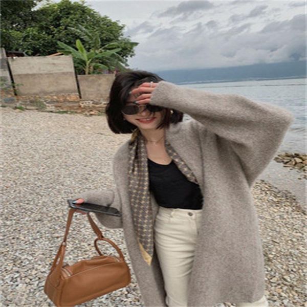 women's sweaters 2021 autumn cardigan women clothes v-neck cotton solid female casual ladies pullover loose slim fit fashi, White;black
women's sweaters 2021 autumn cardigan women clothes v-neck cotton solid female casual ladies pullover loose slim fit fashi, White;black