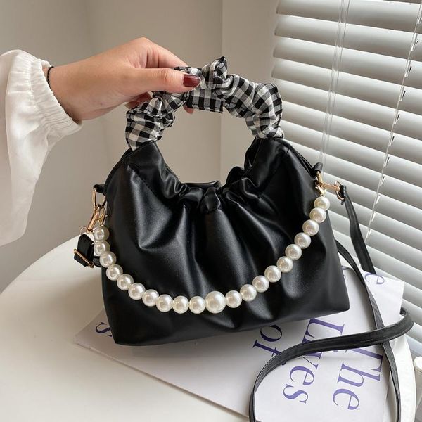 evening bags 2021 fashion solid color pleated tote bag women pu leather pearl chain shoulder crossbody
evening bags 2021 fashion solid color pleated tote bag women pu leather pearl chain shoulder crossbody
