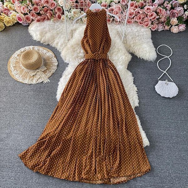 summer polka dot sleeveless chiffon women dresses pleated a line maxi with belt feme robe korean clothing, Black;gray
summer polka dot sleeveless chiffon women dresses pleated a line maxi with belt feme robe korean clothing, Black;gray