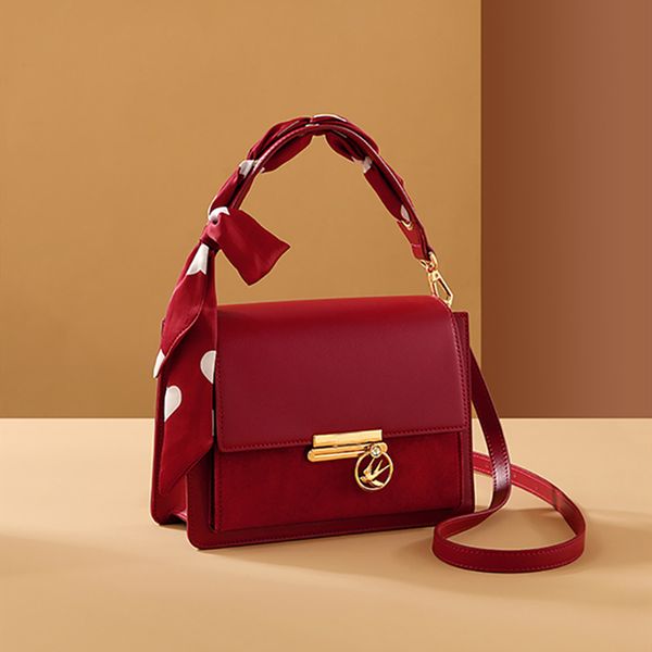 ladies cowhide leather small square bag luis vitton bowknot handle handbag for women 2021 new fashion one shoulder messenger bag
ladies cowhide leather small square bag luis vitton bowknot handle handbag for women 2021 new fashion one shoulder messenger bag